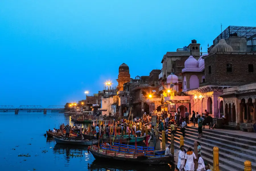 विश्राम घाट पर आरती, Mathura